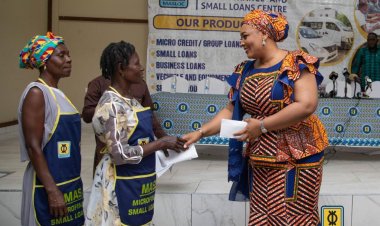 W/R: MASLOC disburses micro-credit loans to market fire victims