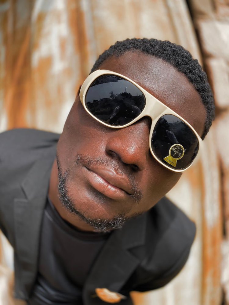 "Meet Flacko: The Upcoming Model Taking Ghana's Fashion Industry by Storm"