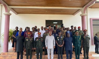 President Mahama meets security chiefs ahead of Bawku and Nalerigu visit, pledges commitment to resolving conflict